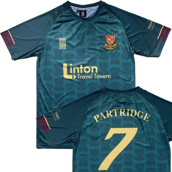 Inspired by Knowing Me, Knowing You: Alan Partridge Football Shirt